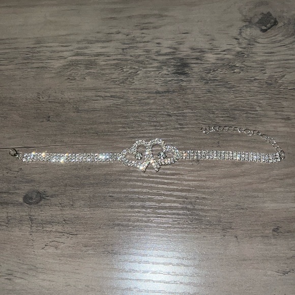 Rhinestone hearts bracelet - Picture 2 of 6